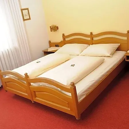 Schwarzes Ross Hotel 3*