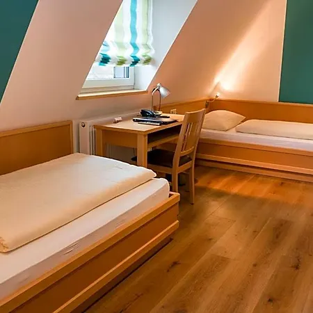 Hotel Schwarzes Ross 3*