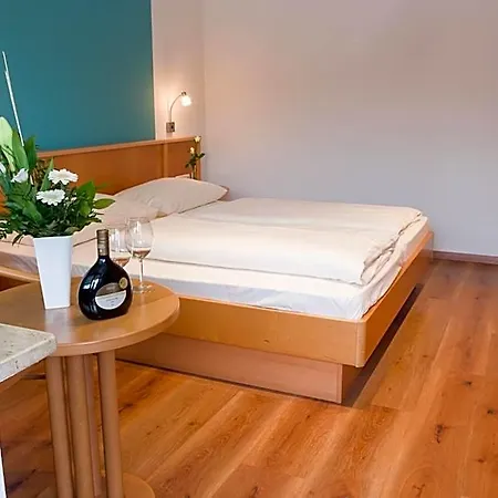 Schwarzes Ross Hotel 3*