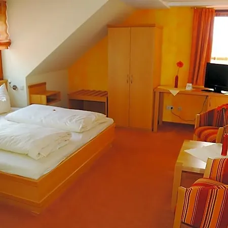 Schwarzes Ross Hotel 3*